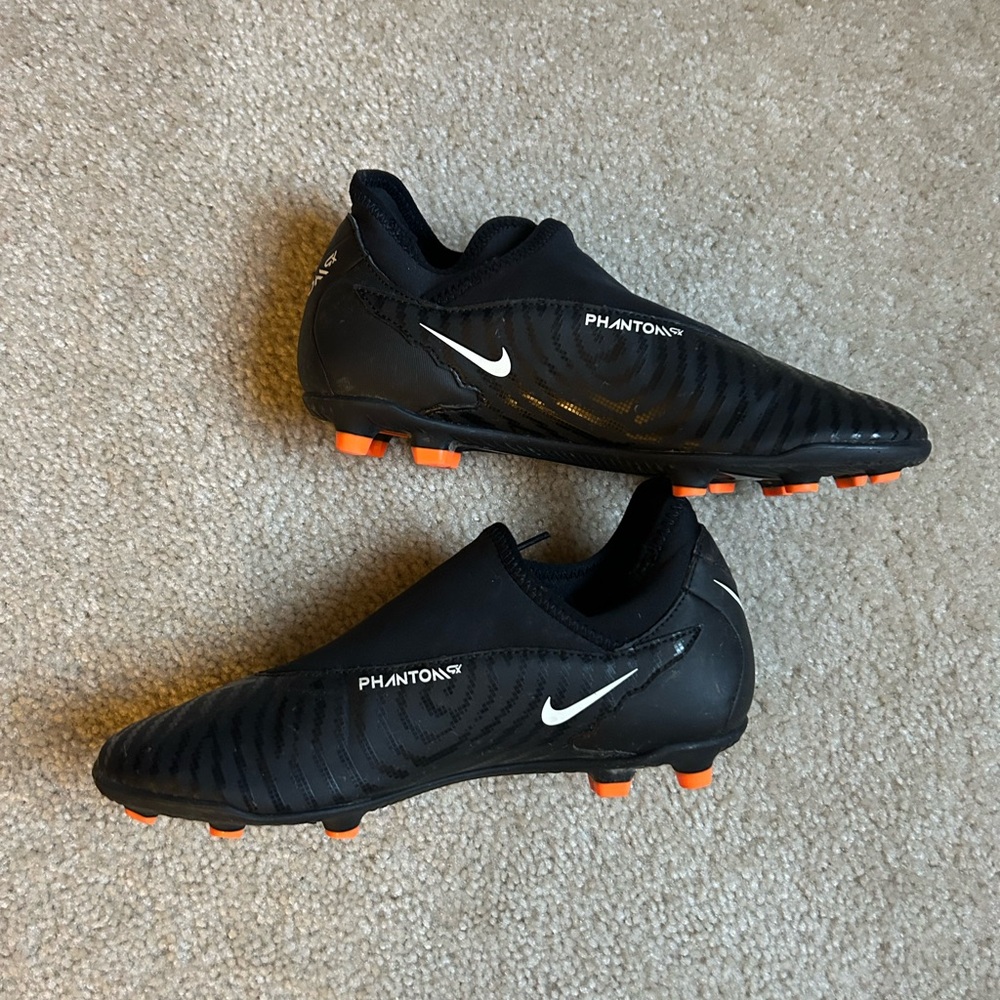 Nike Phantom GX Soccer Cleats size 7.5 men